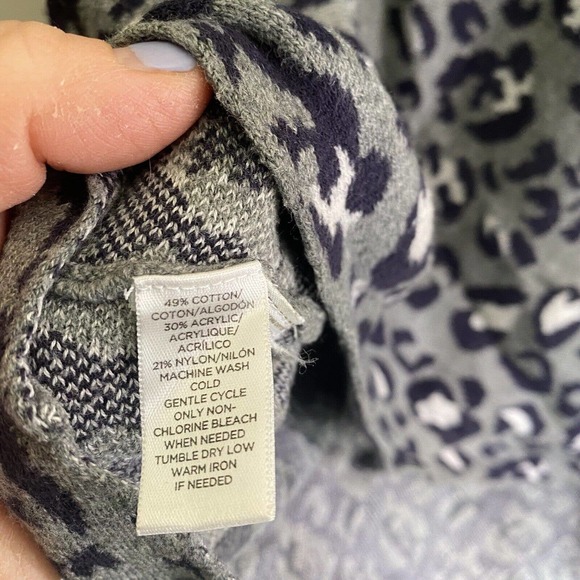 Loft Cheetah Print Super Soft Sweater Leopard Gray Womens Size Medium M Crewneck - Picture 4 of 5